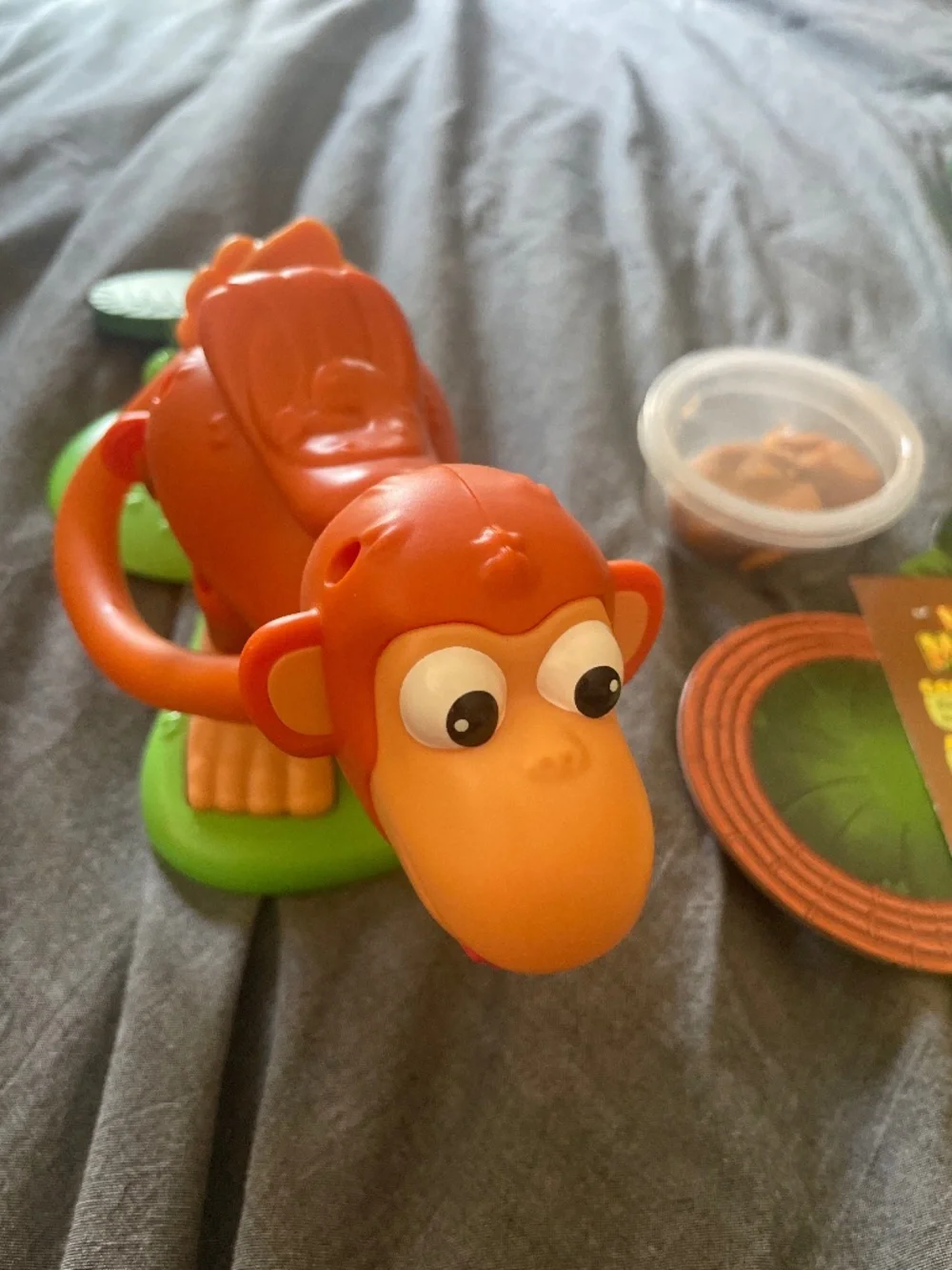 Monkey see monkey poo game